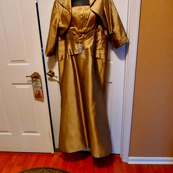👗MONTAGE/Gown/Belero.  BEAUTIFUL FALL GOWN !!!  NWT - Picture 8 of 13